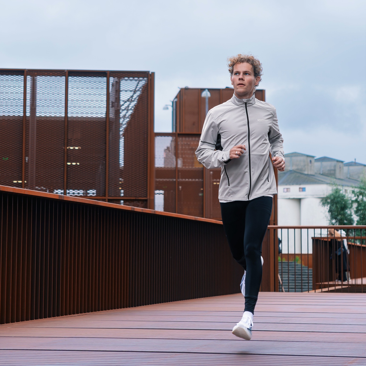 liiteGuard HYDRO-TECH RUNNING JACKET (MEN) Jacket Light Grey