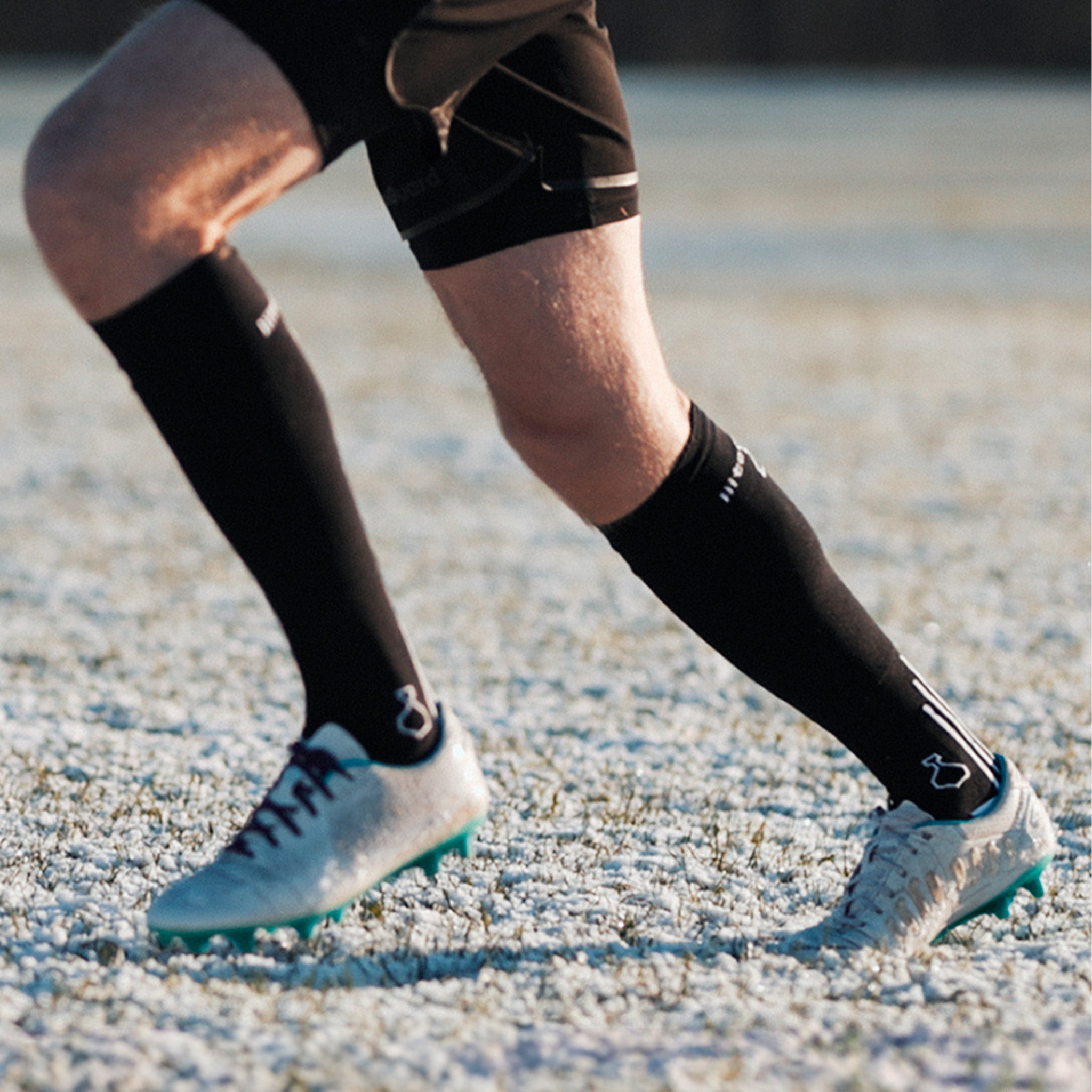 liiteGuard PERFORMANCE FOOTBALL SOCK Lange strømper Black