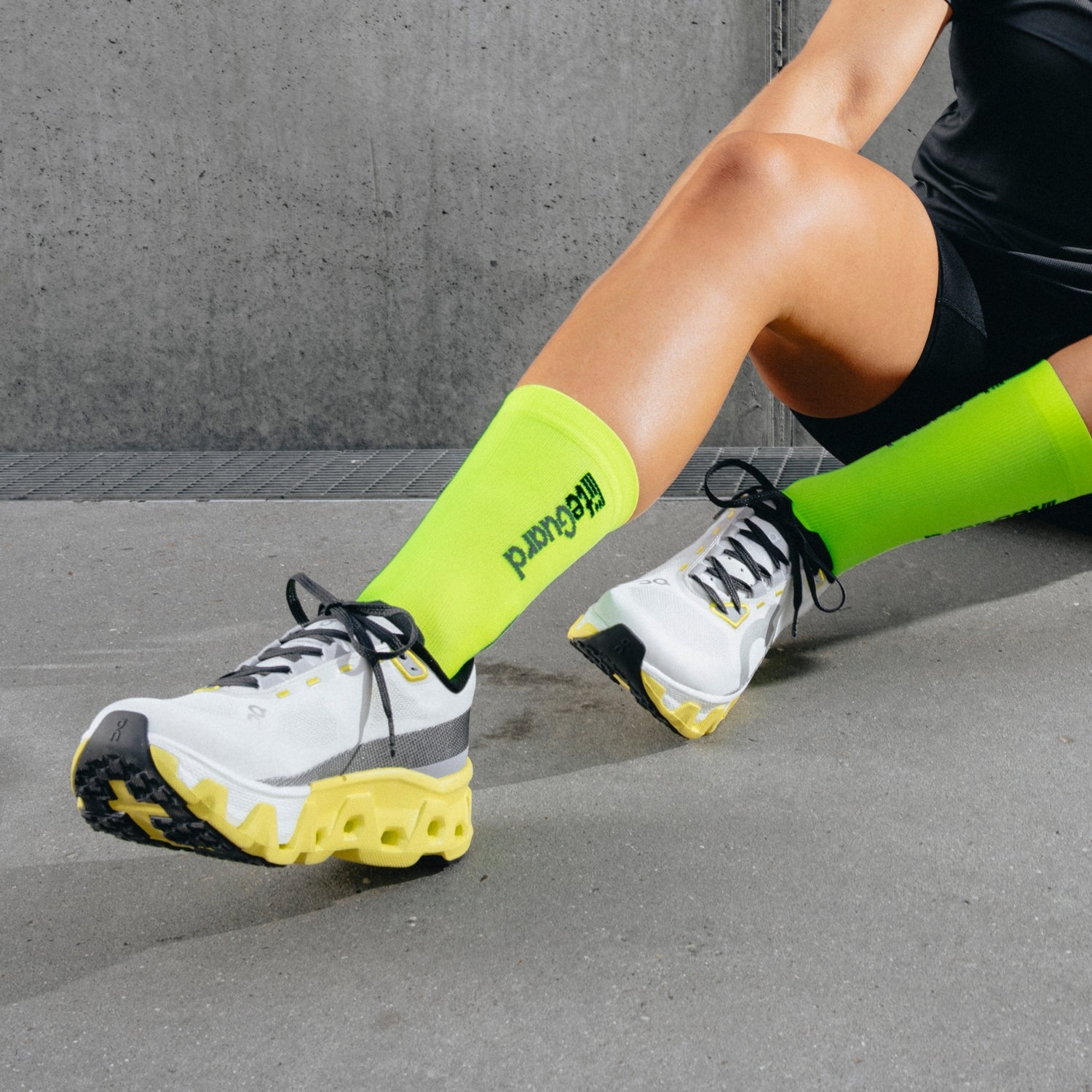 liiteGuard PRO-TECH LG VISION Mellemlange strømper Neon Yellow