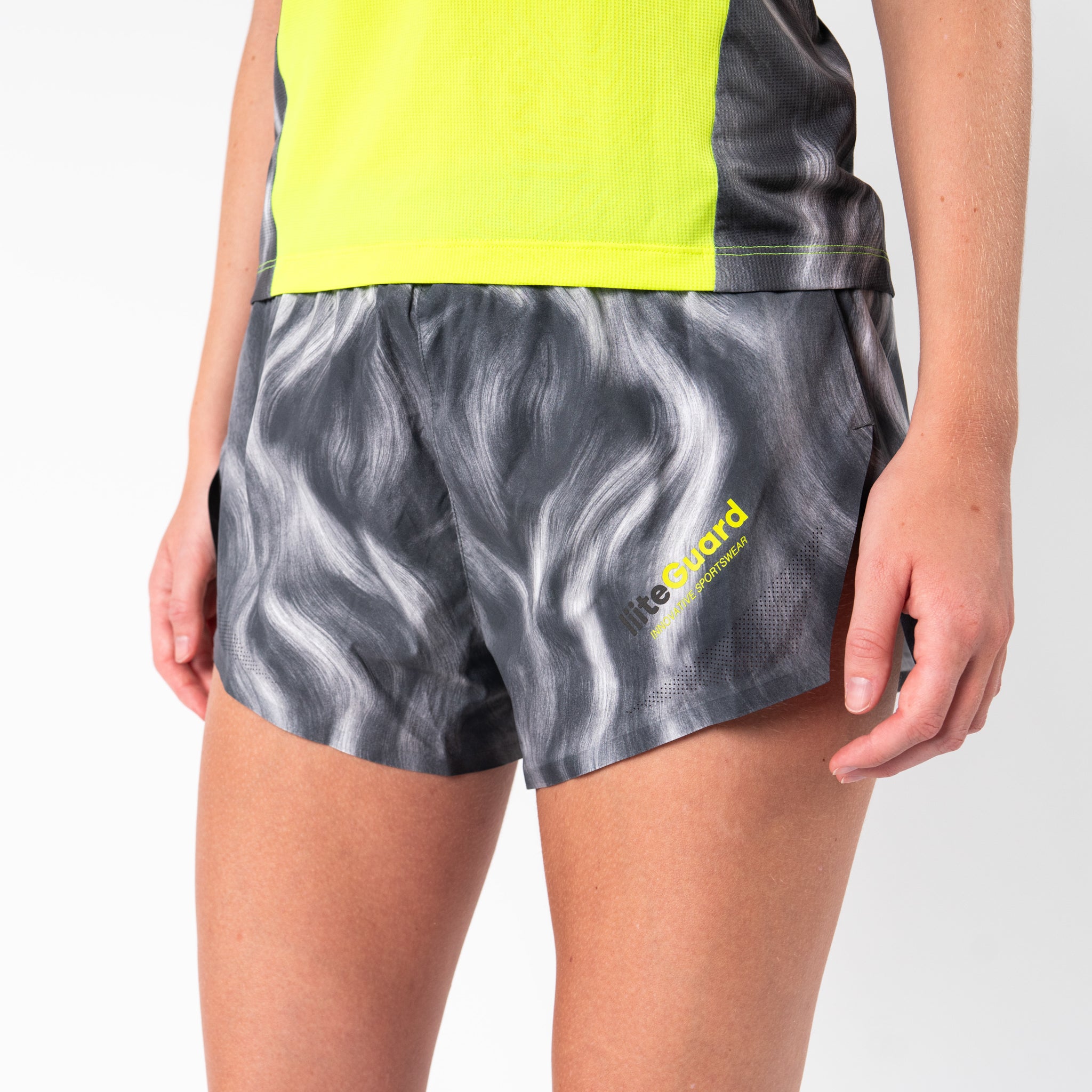 liiteGuard RACE SPLIT SHORTS (WOMEN) Shorts Grey AOP