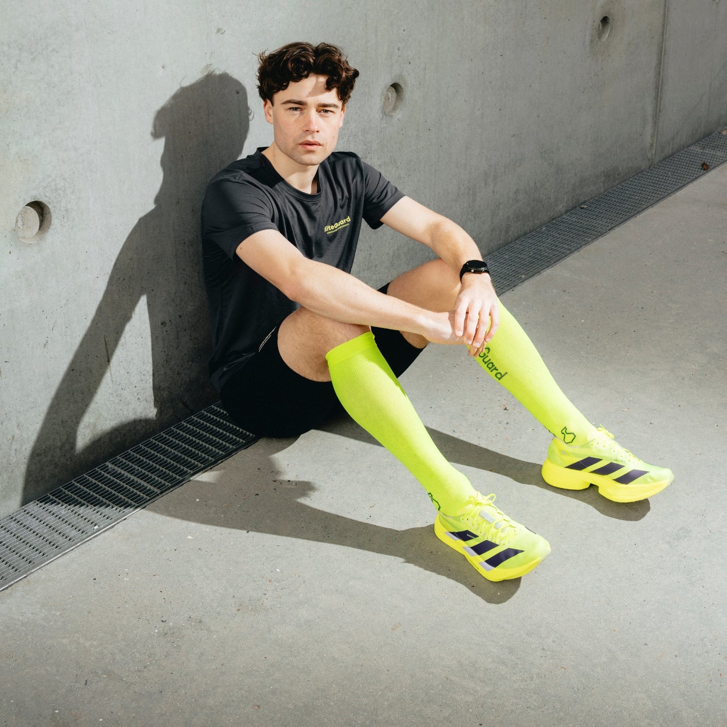 liiteGuard SHIN-TECH VISION GRIP RUNNING SOCK Lange strømper Neon Yellow